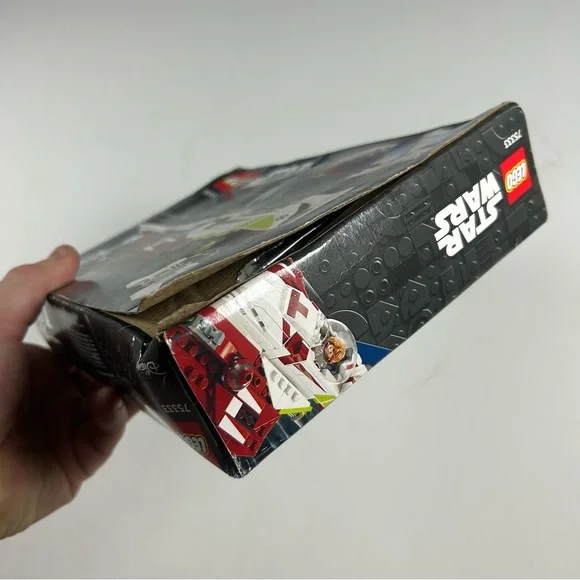 LEGO Star Wars: Obi-Wan Kenobi's  Jedi Starfighter (75333) Sealed Damaged Box - Picture 6 of 6